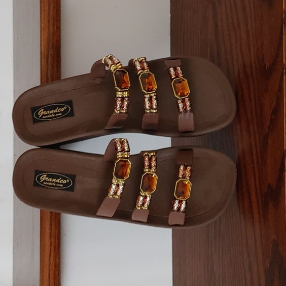 Grandco Bling Slip On Beach Sandals Size 10 - Picture 1 of 3